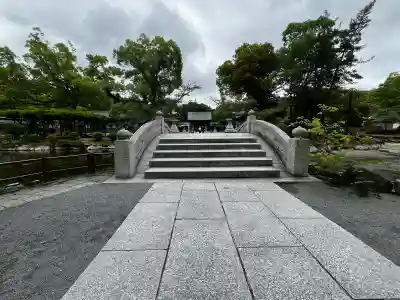 宗像大社の{uncategorized: "未分類", other: "その他", undefined: "問題あり", building: "その他建物", grave: "お墓", sacred_gate: "鳥居", guardian: "狛犬", statue: "像", buddha: "仏像", history: "歴史", nature: "自然", garden: "庭園", animal: "動物", pagoda: "塔", temizu: "手水舎", mountain_gate: "山門・神門", sanctuary: "本殿・本堂", subordinate: "末社・摂社", art: "芸術", scenery: "景色", jizo: "地蔵", ema: "絵馬", goshuin: "御朱印", omikuji: "おみくじ", items: "授与品その他", amulet: "お守り", goshuincho: "御朱印帳", eats: "食事", festival: "お祭り", votive_dance: "神楽", shichigosan: "七五三参", wedding: "結婚式", experience: "体験その他", initially: "初詣", around: "周辺", anti_infection: "感染症対策"}