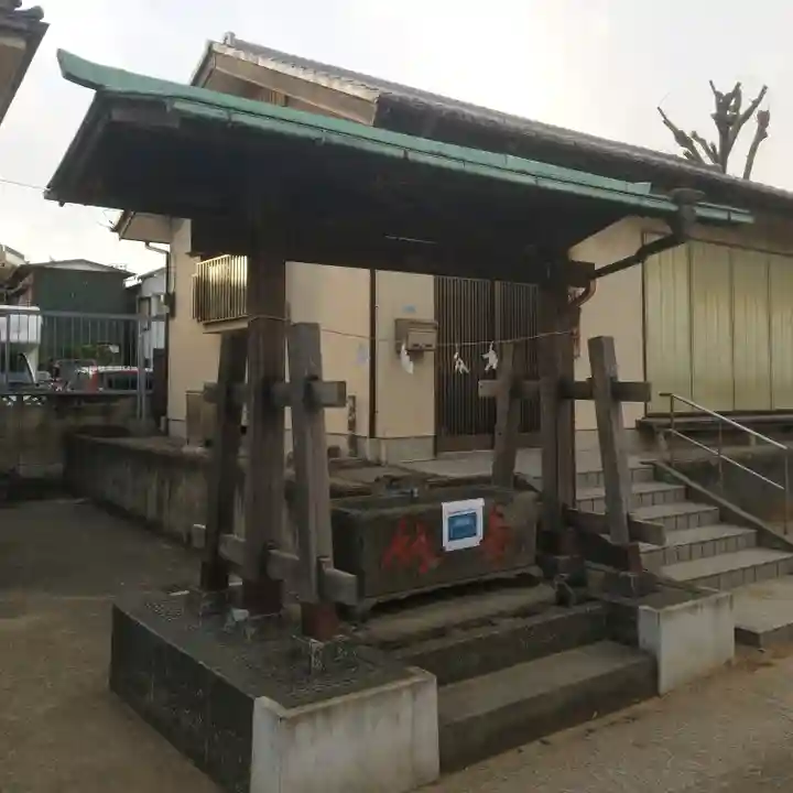 白髭神社の手水舎