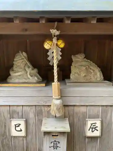 洲嵜神社の末社・摂社