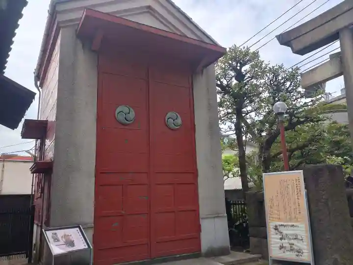麻布氷川神社のその他建物