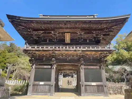 筑波山神社の山門