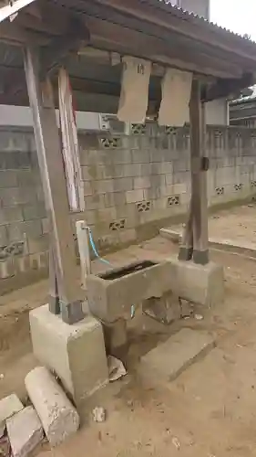 稲荷神社の手水舎