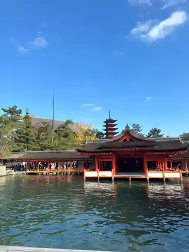 厳島神社(広島県)