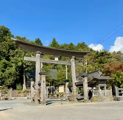 鳥海山大物忌神社吹浦口ノ宮(山形県)