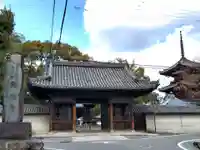 斑鳩寺の山門・神門