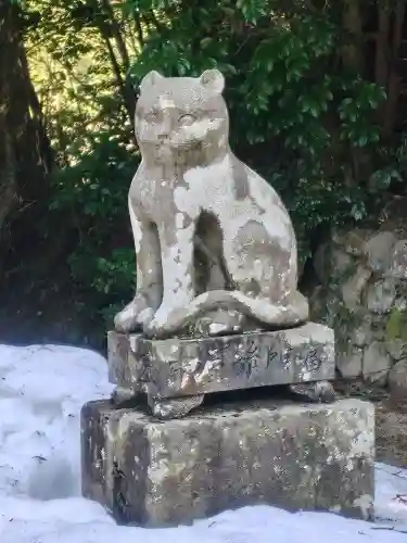 金刀比羅神社の{uncategorized: "未分類", other: "その他", undefined: "問題あり", building: "その他建物", grave: "お墓", sacred_gate: "鳥居", guardian: "狛犬", statue: "像", buddha: "仏像", history: "歴史", nature: "自然", garden: "庭園", animal: "動物", pagoda: "塔", temizu: "手水舎", mountain_gate: "山門・神門", sanctuary: "本殿・本堂", subordinate: "末社・摂社", art: "芸術", scenery: "景色", jizo: "地蔵", ema: "絵馬", goshuin: "御朱印", omikuji: "おみくじ", items: "授与品その他", amulet: "お守り", goshuincho: "御朱印帳", eats: "食事", festival: "お祭り", votive_dance: "神楽", shichigosan: "七五三参", wedding: "結婚式", experience: "体験その他", initially: "初詣", around: "周辺", anti_infection: "感染症対策"}