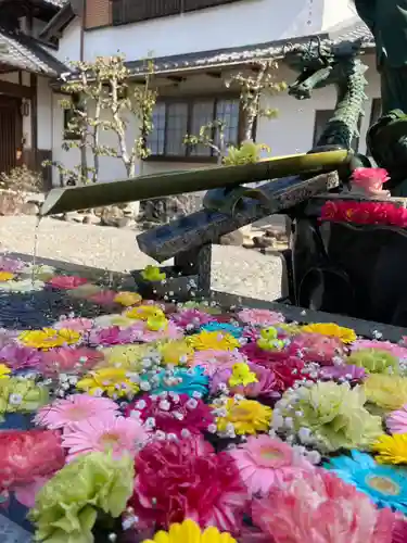 多聞寺の手水舎