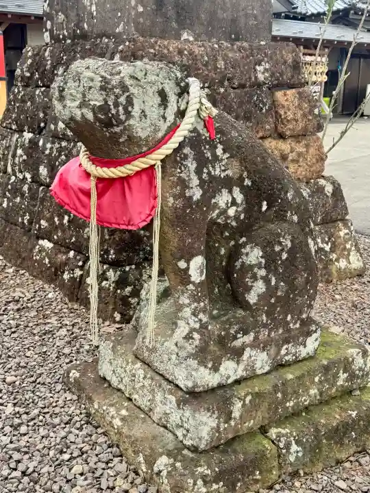 熊野那智神社の{uncategorized: "未分類", other: "その他", undefined: "問題あり", building: "その他建物", grave: "お墓", sacred_gate: "鳥居", guardian: "狛犬", statue: "像", buddha: "仏像", history: "歴史", nature: "自然", garden: "庭園", animal: "動物", pagoda: "塔", temizu: "手水舎", mountain_gate: "山門・神門", sanctuary: "本殿・本堂", subordinate: "末社・摂社", art: "芸術", scenery: "景色", jizo: "地蔵", ema: "絵馬", goshuin: "御朱印", omikuji: "おみくじ", items: "授与品その他", amulet: "お守り", goshuincho: "御朱印帳", eats: "食事", festival: "お祭り", votive_dance: "神楽", shichigosan: "七五三参", wedding: "結婚式", experience: "体験その他", initially: "初詣", around: "周辺", anti_infection: "感染症対策"}