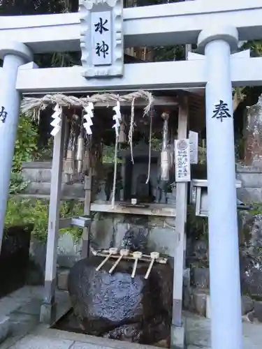 宝山寺の末社