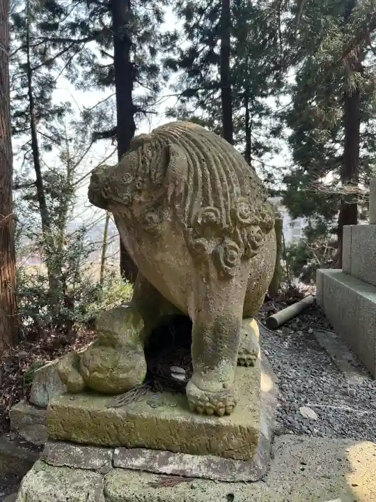 熊野大社の{uncategorized: "未分類", other: "その他", undefined: "問題あり", building: "その他建物", grave: "お墓", sacred_gate: "鳥居", guardian: "狛犬", statue: "像", buddha: "仏像", history: "歴史", nature: "自然", garden: "庭園", animal: "動物", pagoda: "塔", temizu: "手水舎", mountain_gate: "山門・神門", sanctuary: "本殿・本堂", subordinate: "末社・摂社", art: "芸術", scenery: "景色", jizo: "地蔵", ema: "絵馬", goshuin: "御朱印", omikuji: "おみくじ", items: "授与品その他", amulet: "お守り", goshuincho: "御朱印帳", eats: "食事", festival: "お祭り", votive_dance: "神楽", shichigosan: "七五三参", wedding: "結婚式", experience: "体験その他", initially: "初詣", around: "周辺", anti_infection: "感染症対策"}