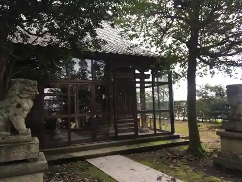 舩岡神社の本殿