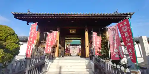 多聞寺の山門