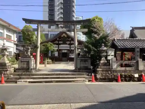 三輪神社の鳥居