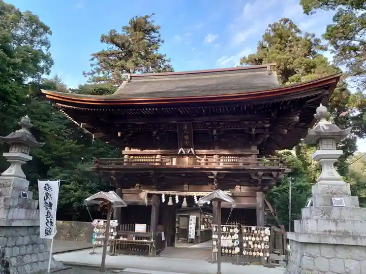 府八幡宮の山門・神門