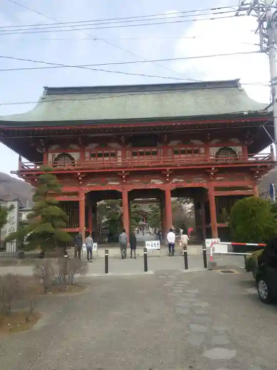 甲斐善光寺(山梨県)