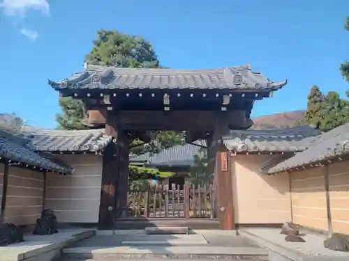 正法寺の山門・神門