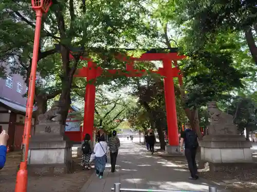 花園神社の鳥居