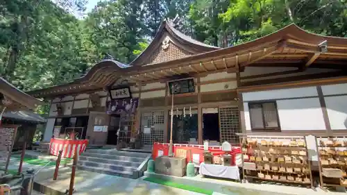 大嶽山那賀都神社の本殿