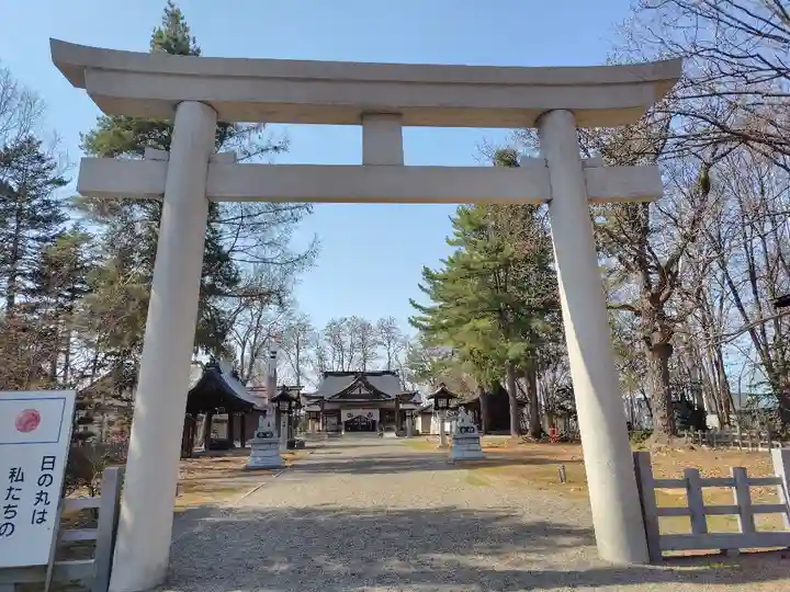 鷹栖神社の鳥居