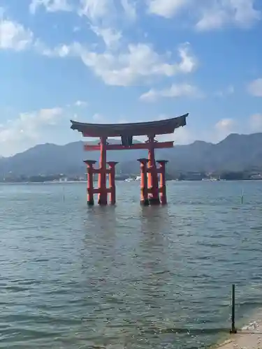 厳島神社(広島県)