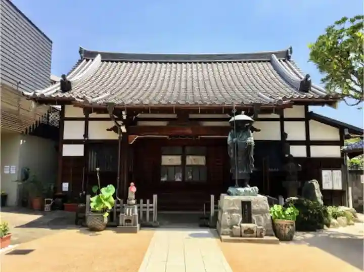 谷中西光寺の本殿・本堂