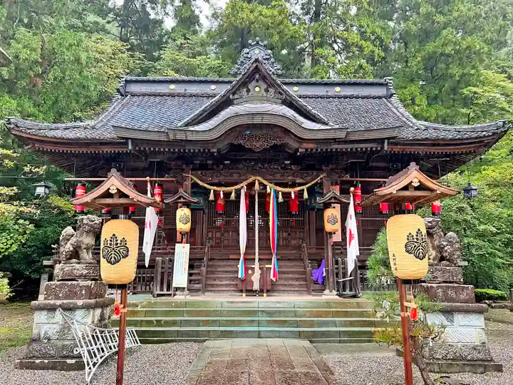 岡太神社の本殿・本堂