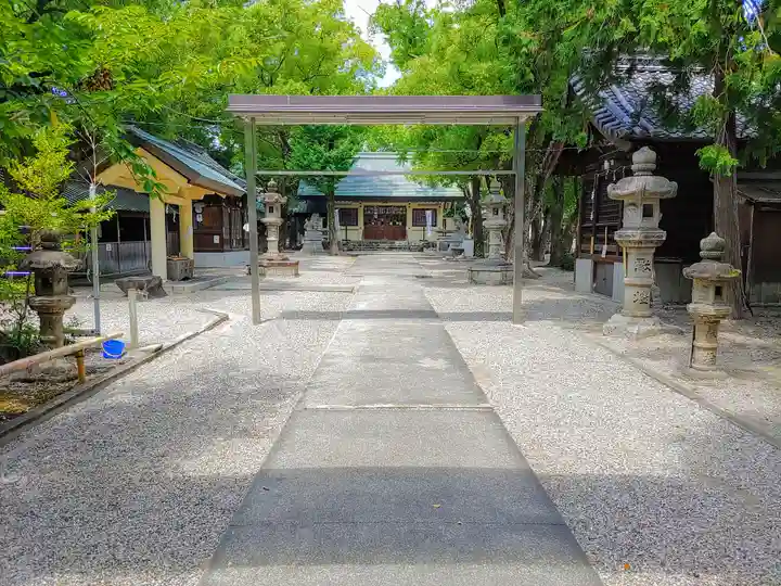 六所社(下飯田)のその他建物