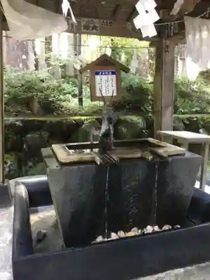 富士山東口本宮 冨士浅間神社の手水舎