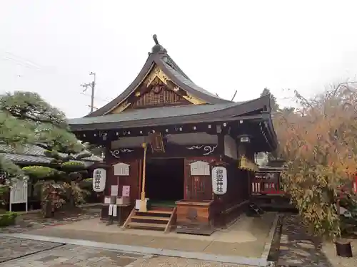 御霊神社の本殿