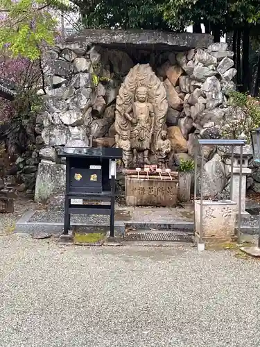 満願寺の仏像