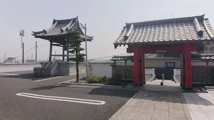 清岩寺の山門・神門