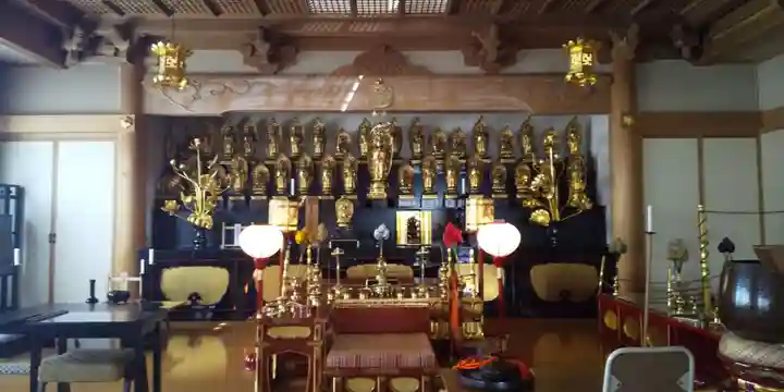 金峰寺の本殿・本堂