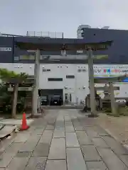 三輪神社の鳥居