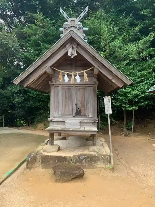 八重垣神社の末社・摂社