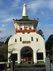 東身延藻原寺の山門