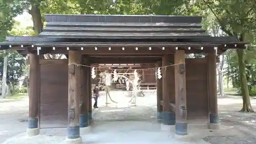 印鑰神明宮の山門・神門