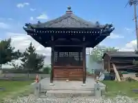 地蔵堂 (みよし野広場)の{uncategorized: "未分類", other: "その他", undefined: "問題あり", building: "その他建物", grave: "お墓", sacred_gate: "鳥居", guardian: "狛犬", statue: "像", buddha: "仏像", history: "歴史", nature: "自然", garden: "庭園", animal: "動物", pagoda: "塔", temizu: "手水舎", mountain_gate: "山門・神門", sanctuary: "本殿・本堂", subordinate: "末社・摂社", art: "芸術", scenery: "景色", jizo: "地蔵", ema: "絵馬", goshuin: "御朱印", omikuji: "おみくじ", items: "授与品その他", amulet: "お守り", goshuincho: "御朱印帳", eats: "食事", festival: "お祭り", votive_dance: "神楽", shichigosan: "七五三参", wedding: "結婚式", experience: "体験その他", initially: "初詣", around: "周辺", anti_infection: "感染症対策"}