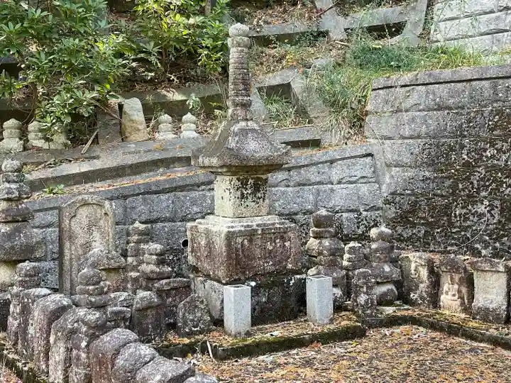 清水鼻地蔵堂(滋賀県)