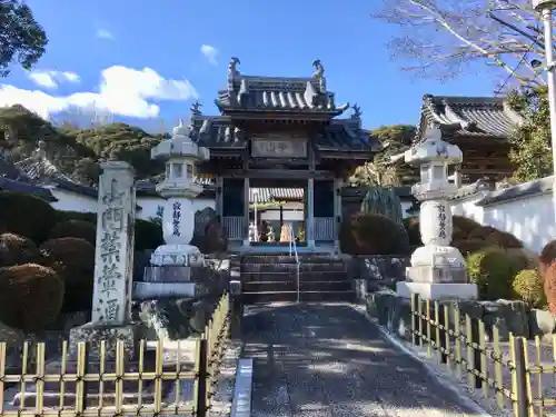 聖應寺の山門・神門