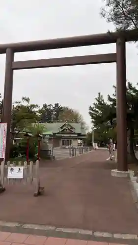 発寒神社の{uncategorized: "未分類", other: "その他", undefined: "問題あり", building: "その他建物", grave: "お墓", sacred_gate: "鳥居", guardian: "狛犬", statue: "像", buddha: "仏像", history: "歴史", nature: "自然", garden: "庭園", animal: "動物", pagoda: "塔", temizu: "手水舎", mountain_gate: "山門・神門", sanctuary: "本殿・本堂", subordinate: "末社・摂社", art: "芸術", scenery: "景色", jizo: "地蔵", ema: "絵馬", goshuin: "御朱印", omikuji: "おみくじ", items: "授与品その他", amulet: "お守り", goshuincho: "御朱印帳", eats: "食事", festival: "お祭り", votive_dance: "神楽", shichigosan: "七五三参", wedding: "結婚式", experience: "体験その他", initially: "初詣", around: "周辺", anti_infection: "感染症対策"}