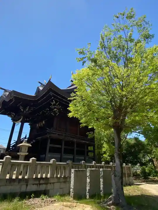 大浦神社の{uncategorized: "未分類", other: "その他", undefined: "問題あり", building: "その他建物", grave: "お墓", sacred_gate: "鳥居", guardian: "狛犬", statue: "像", buddha: "仏像", history: "歴史", nature: "自然", garden: "庭園", animal: "動物", pagoda: "塔", temizu: "手水舎", mountain_gate: "山門・神門", sanctuary: "本殿・本堂", subordinate: "末社・摂社", art: "芸術", scenery: "景色", jizo: "地蔵", ema: "絵馬", goshuin: "御朱印", omikuji: "おみくじ", items: "授与品その他", amulet: "お守り", goshuincho: "御朱印帳", eats: "食事", festival: "お祭り", votive_dance: "神楽", shichigosan: "七五三参", wedding: "結婚式", experience: "体験その他", initially: "初詣", around: "周辺", anti_infection: "感染症対策"}