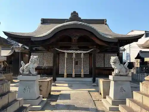日吉神社の{uncategorized: "未分類", other: "その他", undefined: "問題あり", building: "その他建物", grave: "お墓", sacred_gate: "鳥居", guardian: "狛犬", statue: "像", buddha: "仏像", history: "歴史", nature: "自然", garden: "庭園", animal: "動物", pagoda: "塔", temizu: "手水舎", mountain_gate: "山門・神門", sanctuary: "本殿・本堂", subordinate: "末社・摂社", art: "芸術", scenery: "景色", jizo: "地蔵", ema: "絵馬", goshuin: "御朱印", omikuji: "おみくじ", items: "授与品その他", amulet: "お守り", goshuincho: "御朱印帳", eats: "食事", festival: "お祭り", votive_dance: "神楽", shichigosan: "七五三参", wedding: "結婚式", experience: "体験その他", initially: "初詣", around: "周辺", anti_infection: "感染症対策"}
