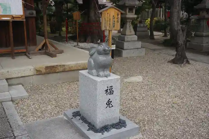 三輪神社の狛犬