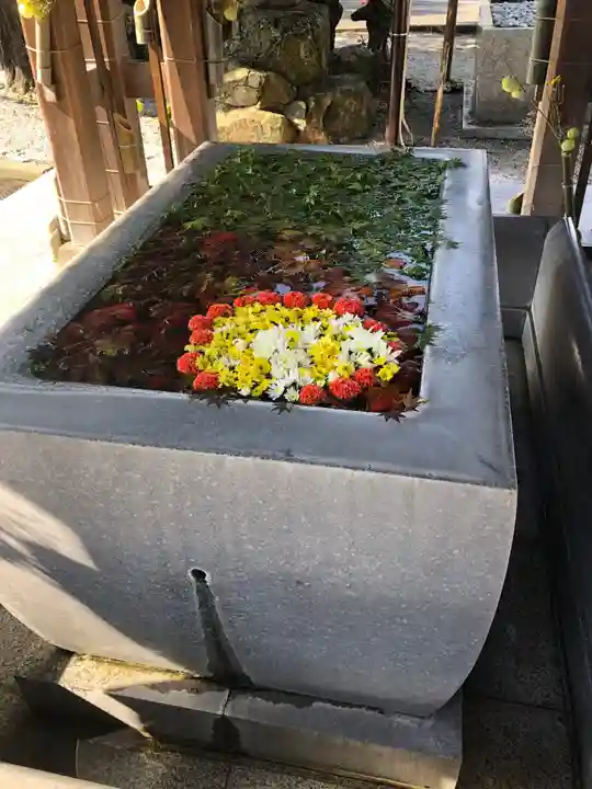 宮地嶽神社の手水舎