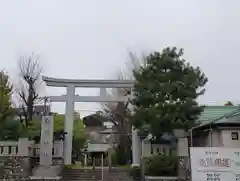 新宿下落合氷川神社の鳥居