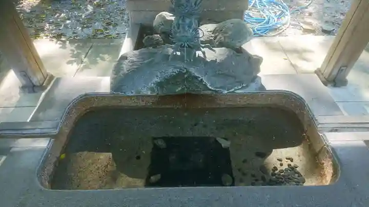 御裳神社の手水舎