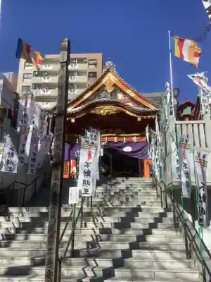 成田山 萬福院の本殿・本堂