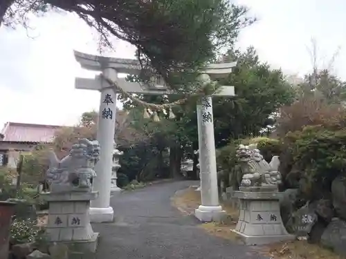 温泉神社の鳥居