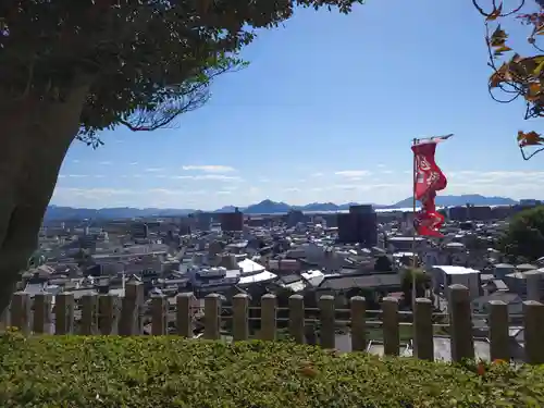 草津八幡宮の景色