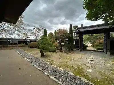 光輪寺(長野県)